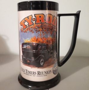 Vintage commeritive plastic mug